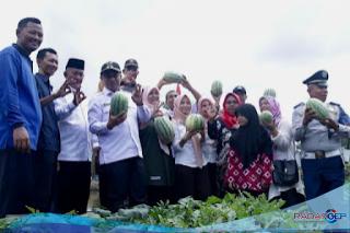 Wakil Bupati Bengkalis Bagus Santoso Resmikan Warung Raja Sayur